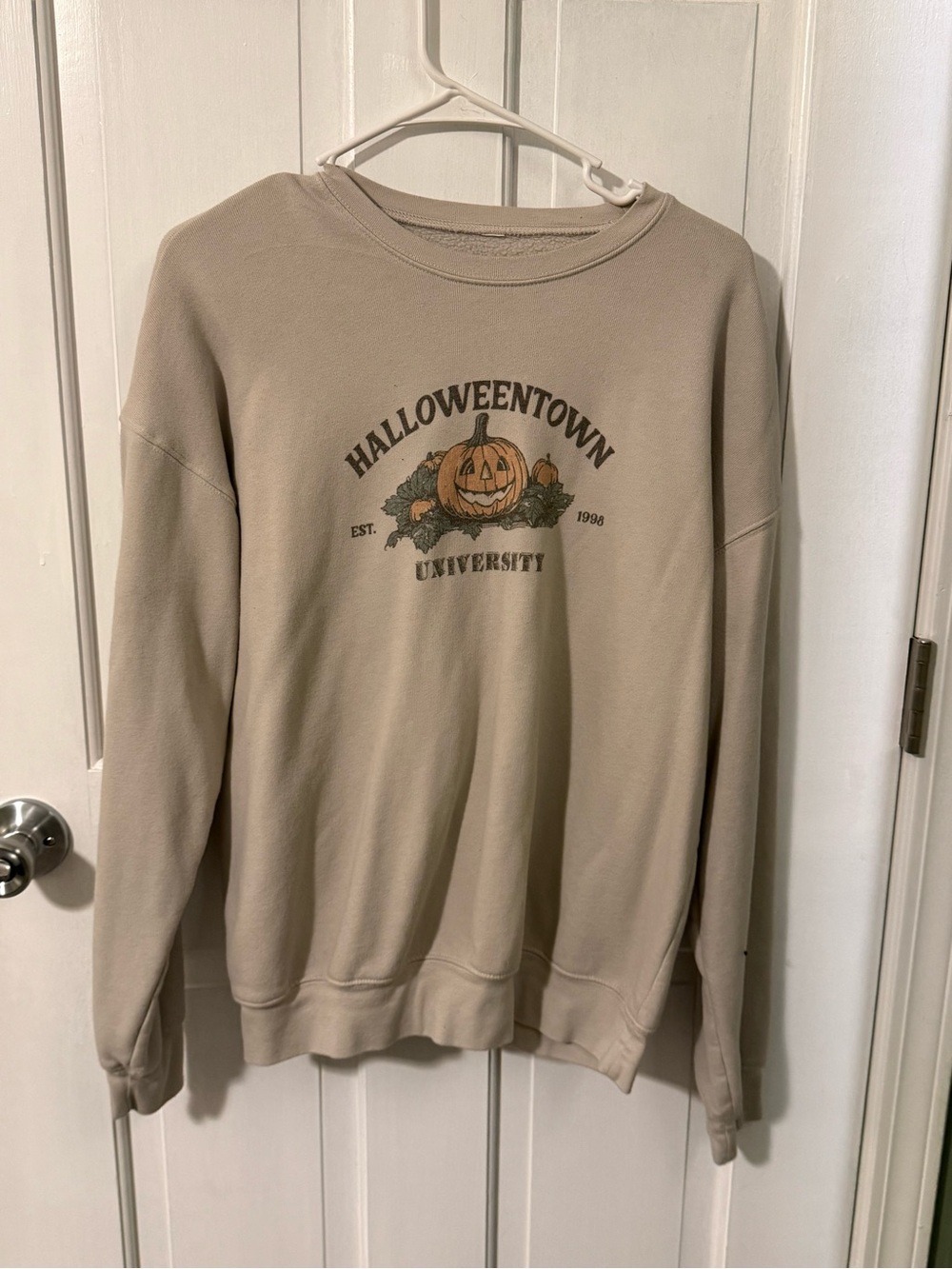 Beige Pumpkin Graphic Crewneck Sweatshirt